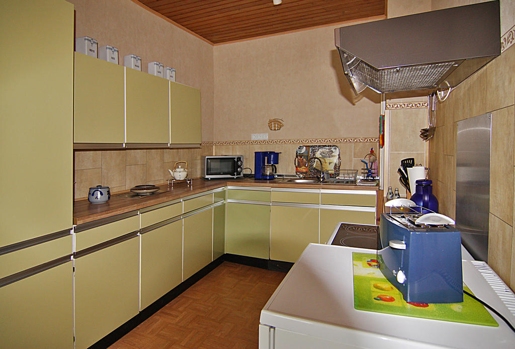 Ferienwohnung Gerharz Hillscheid Pokoj fotografie